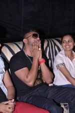Honey Singh on location of Film Zaalim Dilli in Cavalli Club, Mumbai on 20th May 2013 (31).JPG